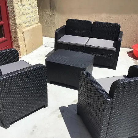 Chez Diane Apartment